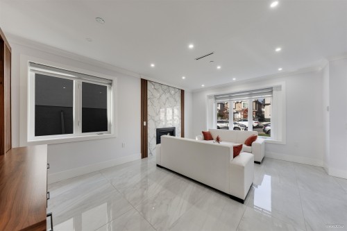 1-926 58Th Avenue E, Vancouver, BC 