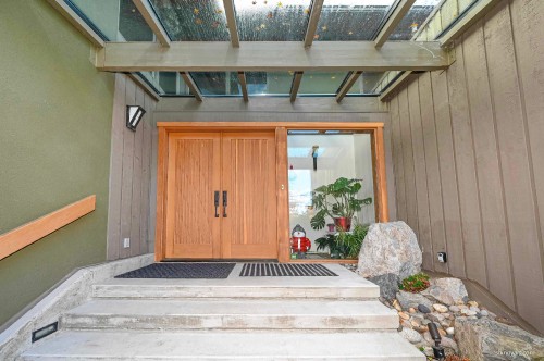 4729 Paton Street, Vancouver, BC 