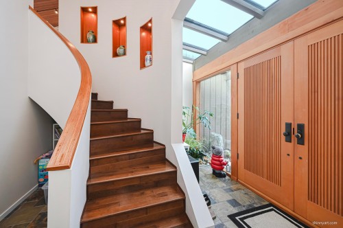 4729 Paton Street, Vancouver, BC 