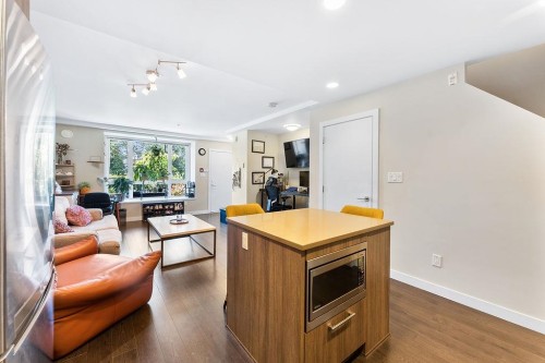 104-9350 University High Street, Burnaby, BC 