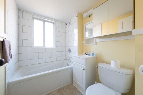 3211 Catalina Crescent, Richmond, BC 