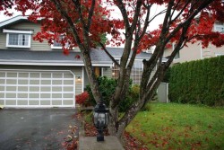 1147 Inglewood Avenue  West Vancouver, BC V7T 1Y4