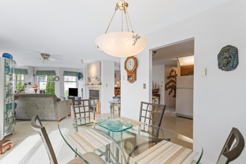 207-11601 227 Street, Maple Ridge, BC 