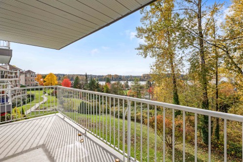 207-11601 227 Street, Maple Ridge, BC 