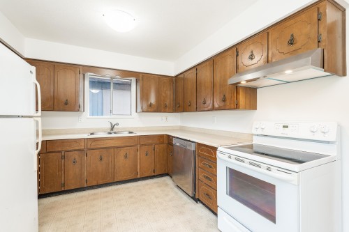 3868 Mt Seymour Parkway, North Vancouver, BC 