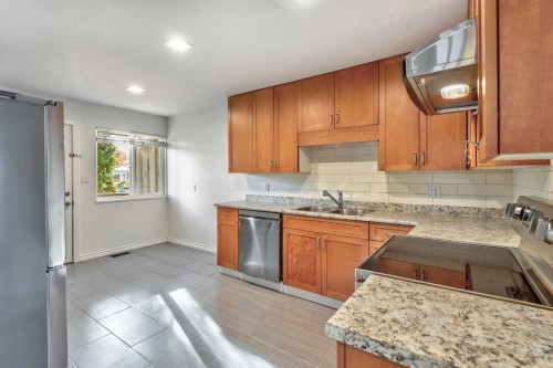 5842 Woodsworth Street, Burnaby, BC 