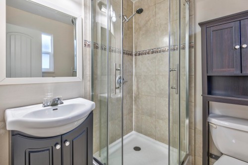 5842 Woodsworth Street, Burnaby, BC 