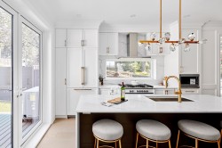 5081 Crown Street  Vancouver, BC V6N 2P4