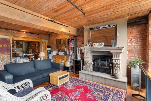 301-41 Alexander Street, Vancouver, BC 