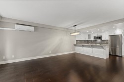 1048 Richards Street  Vancouver, BC V6B 3E1