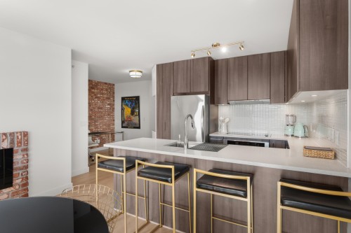 1610-668 Columbia Street, New Westminster, BC 