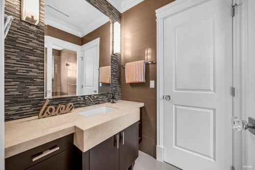 3176 35Th Avenue W, Vancouver, BC 