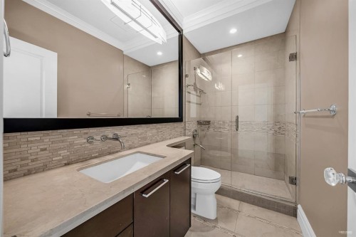 3176 35Th Avenue W, Vancouver, BC 