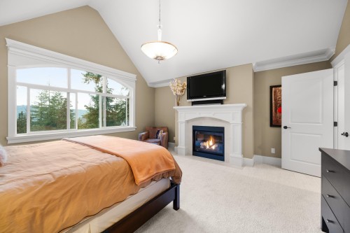 1462 Crystal Creek Drive, Anmore, BC 