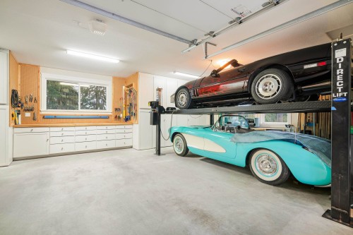 1462 Crystal Creek Drive, Anmore, BC 