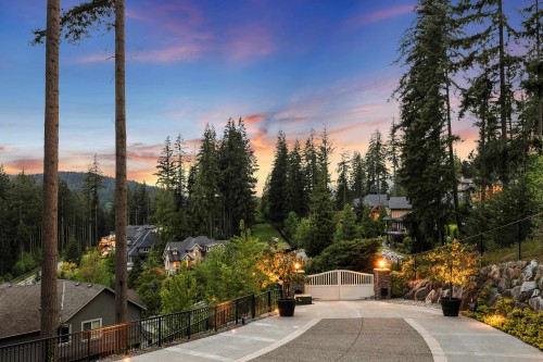 1462 Crystal Creek Drive, Anmore, BC 