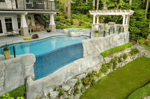 1462 Crystal Creek Drive, Anmore, BC 