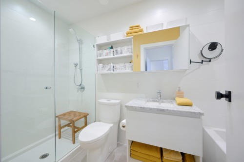 2802/03-652 Whiting Way, Coquitlam, BC 