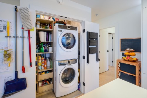 2802/03-652 Whiting Way, Coquitlam, BC 