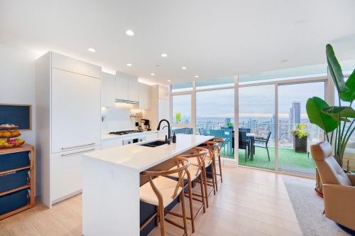 2802/03-652 Whiting Way, Coquitlam, BC 