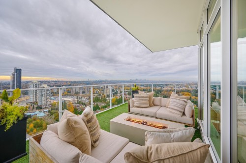 2802/03-652 Whiting Way, Coquitlam, BC 