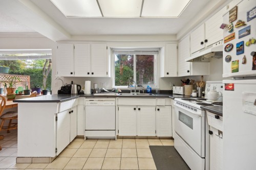 4300 Steveston Highway, Richmond, BC 