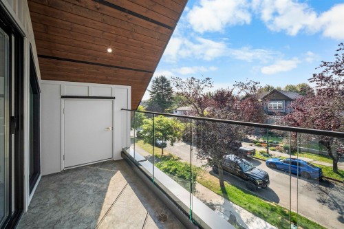 1-3563 25Th Avenue E, Vancouver, BC 