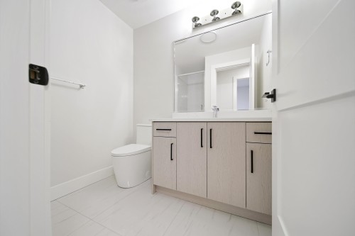 6928 Carnegie Street, Burnaby, BC 