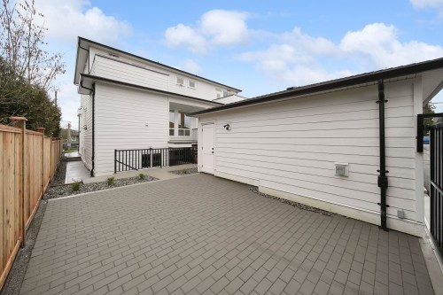 6928 Carnegie Street, Burnaby, BC 