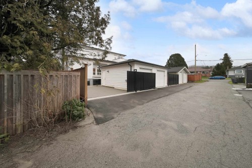 6928 Carnegie Street, Burnaby, BC 