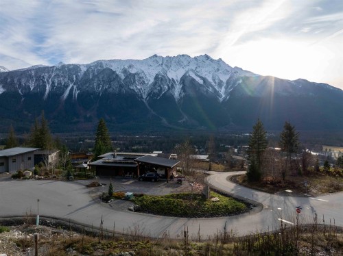 7516 Pebble Creek Drive, Pemberton, BC 