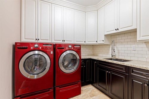 128 Deerview Lane, Anmore, BC 