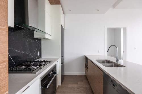 401-6733 Cambie Street, Vancouver, BC 