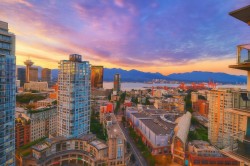 3207-689 Abbott Street  Vancouver, BC V6B 0J2