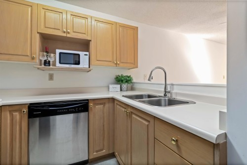 109-1187 Pipeline Road, Coquitlam, BC 