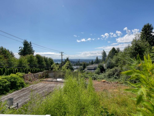 910 Fairmile Road, West Vancouver, BC 