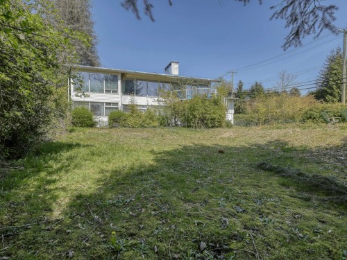 910 Fairmile Road, West Vancouver, BC 