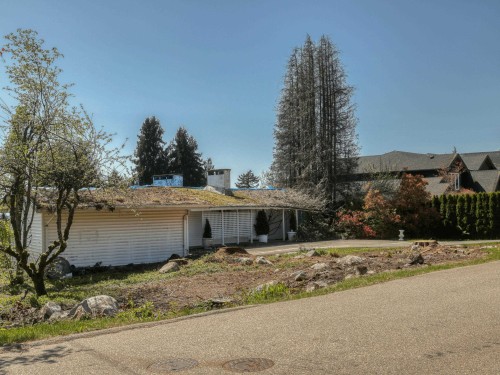 910 Fairmile Road, West Vancouver, BC 