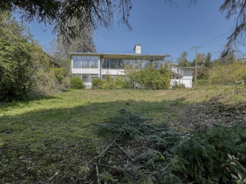 910 Fairmile Road, West Vancouver, BC 