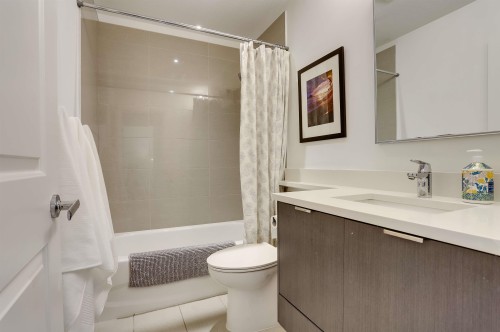 24-5510 Admiral Way, Delta, BC 