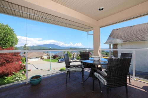 561 Spyglass Place, Gibsons, BC 