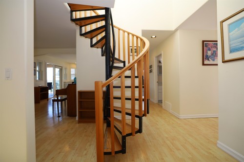 561 Spyglass Place, Gibsons, BC 