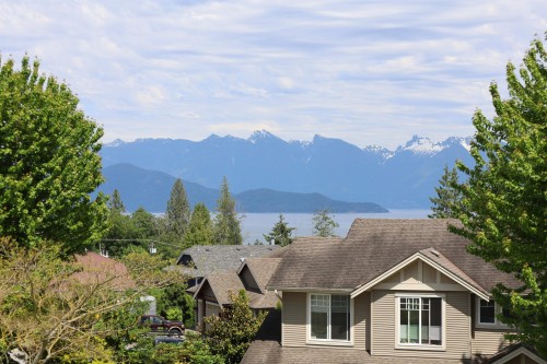 561 Spyglass Place, Gibsons, BC 