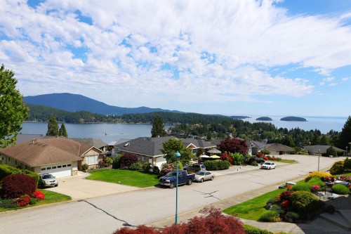 561 Spyglass Place, Gibsons, BC 