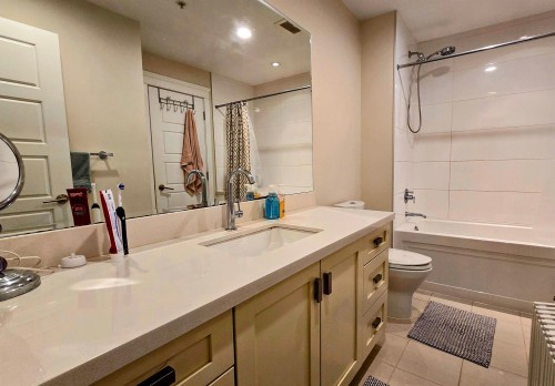 5467 Dunbar Street, Vancouver, BC 