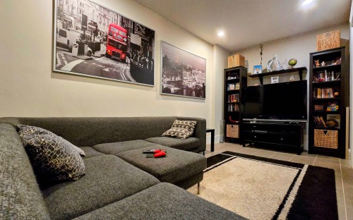 5467 Dunbar Street, Vancouver, BC 