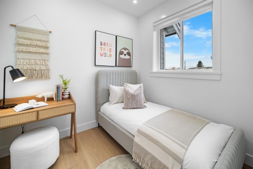 2076 50Th Avenue E, Vancouver, BC 