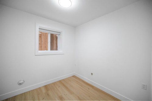 2076 50Th Avenue E, Vancouver, BC 