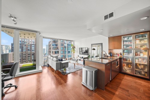 1708-1055 Richards Street  Vancouver, BC V6B 0C2