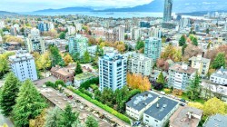 6-1350 14 Avenue W Vancouver, BC V6H 1R1